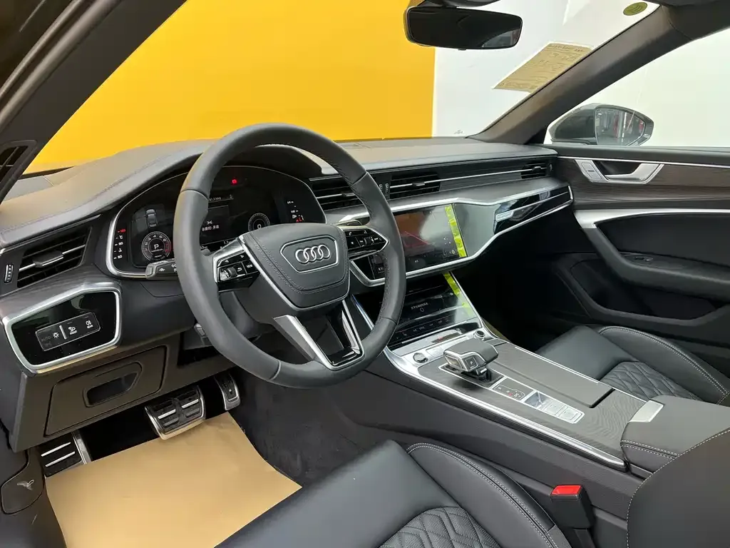Audi A6L — фото 2