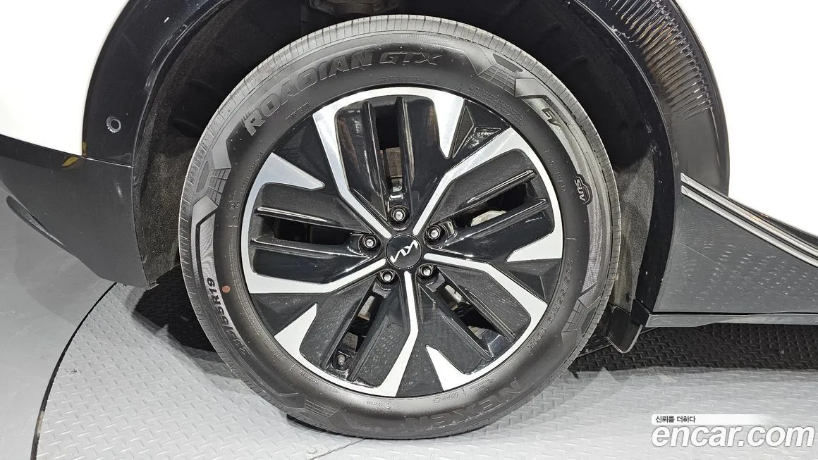 Kia EV6 2024 из KR, фото 6