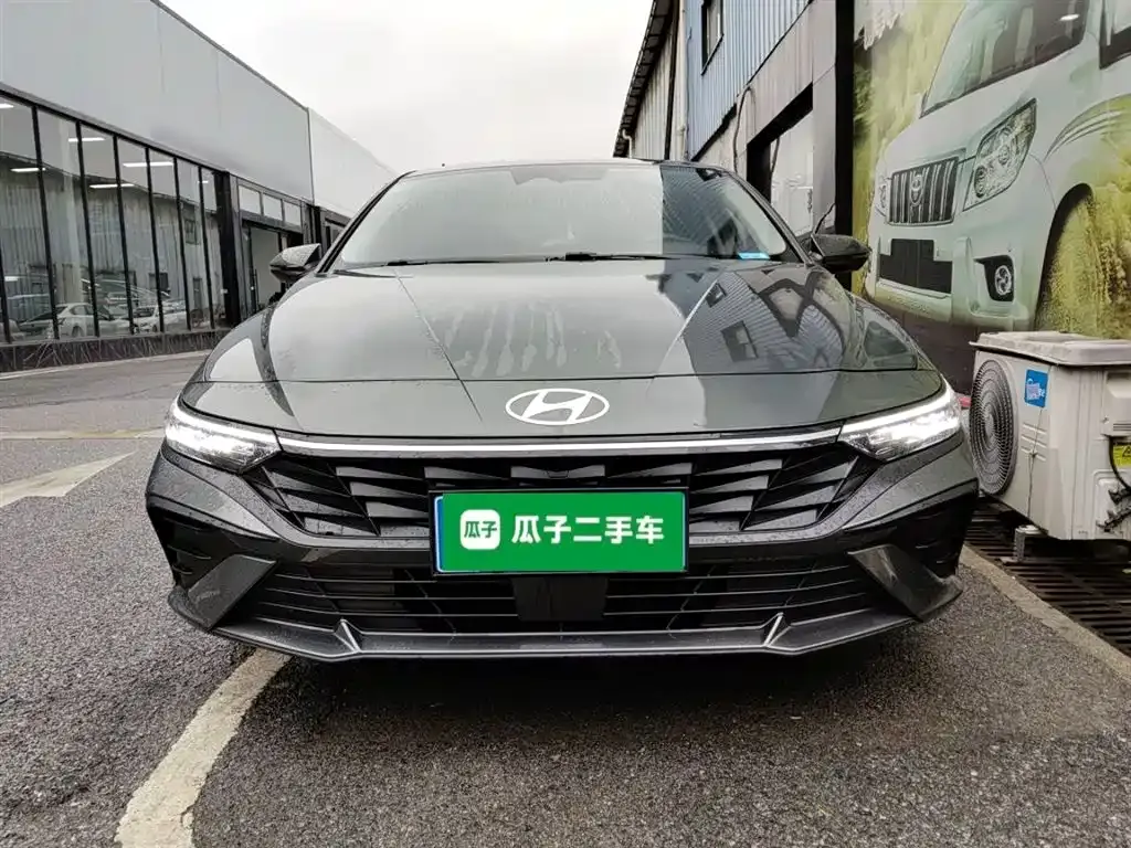 Hyundai Elantra 2023 из CN, фото 8