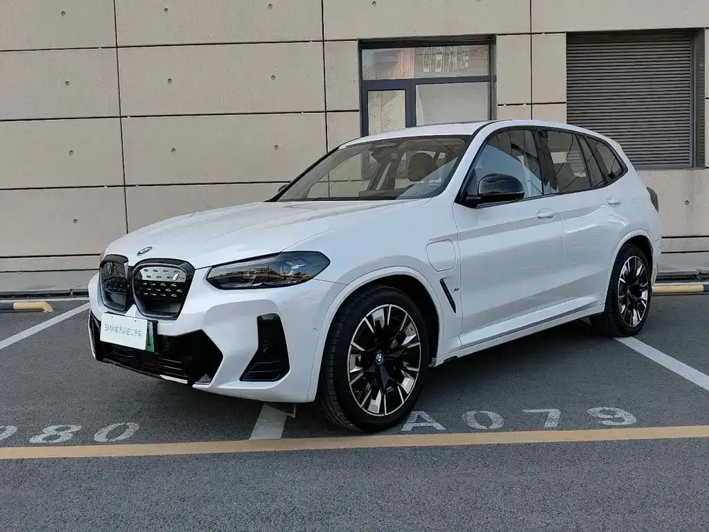 BMW iX3 2025 из CN, фото 1