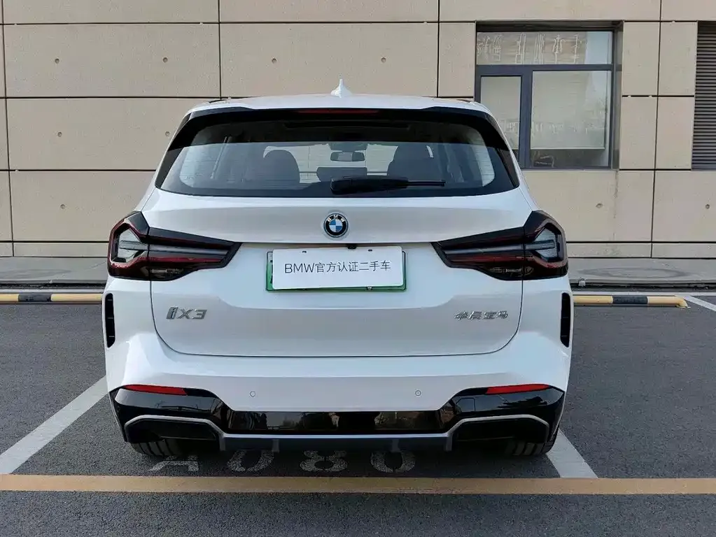 BMW iX3 2025 из CN, фото 3