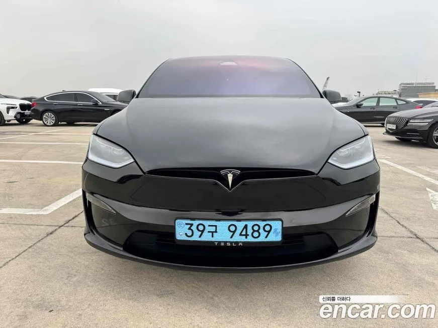 Tesla Model X — фото 7