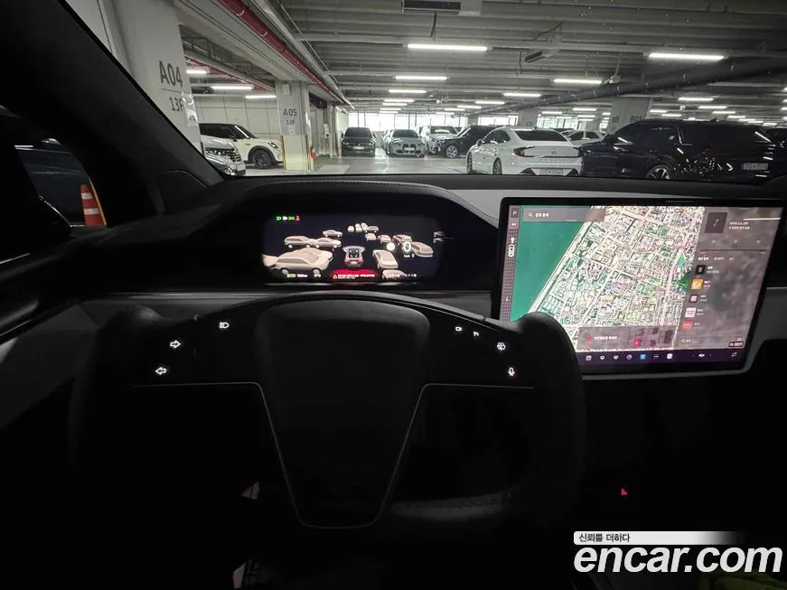 Tesla Model X — фото 5