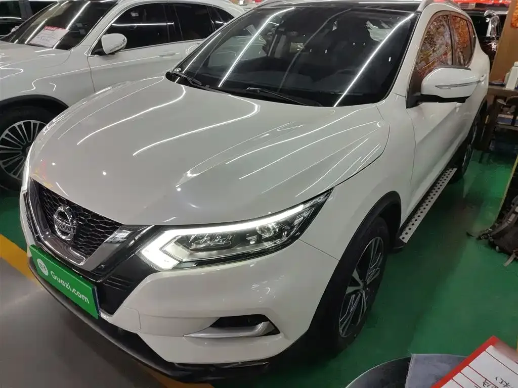 Nissan Qashqai 2021 из CN, фото 1