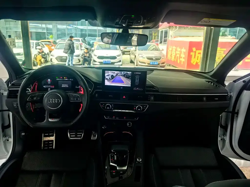 Audi A4L 2024 из CN, фото 8