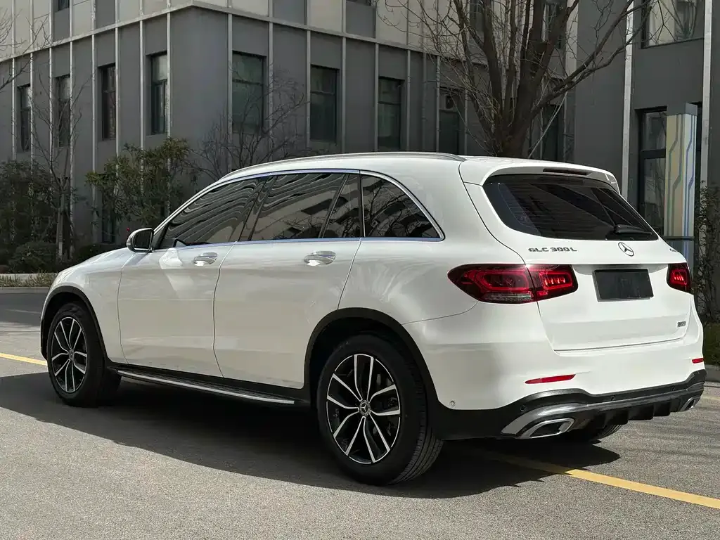 Mercedes-Benz GLC — фото 2