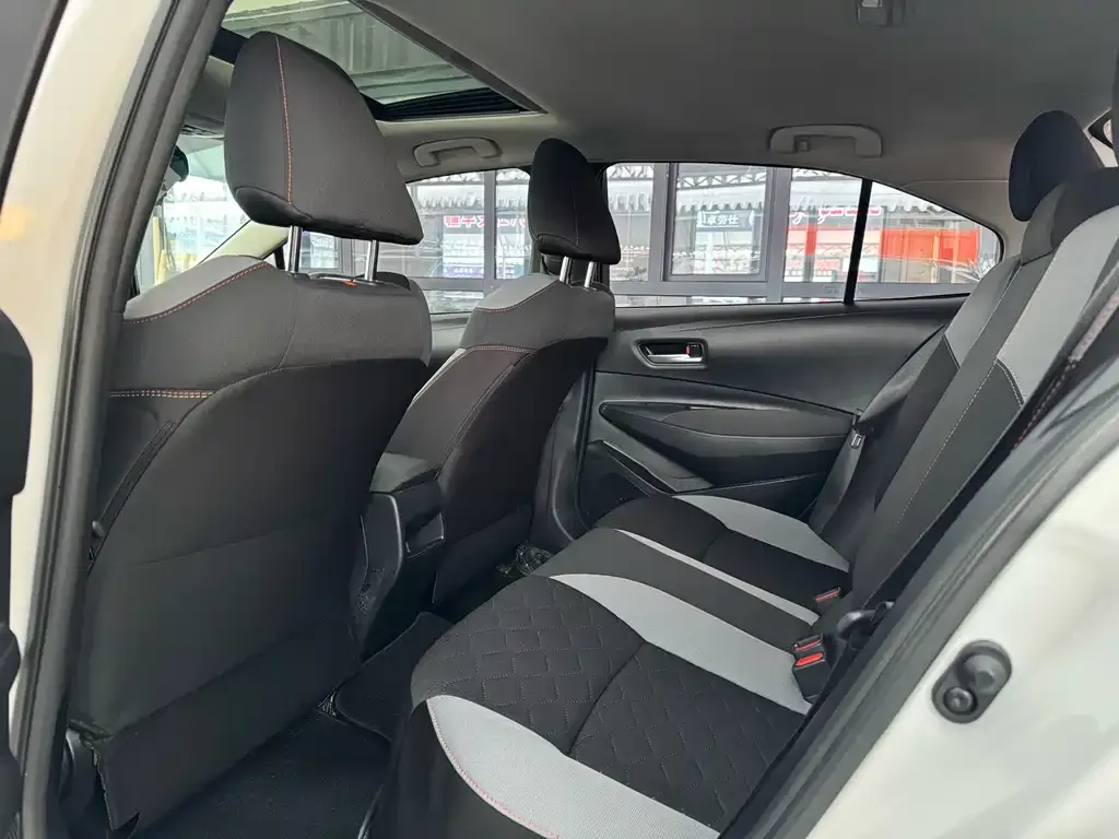 Toyota Corolla 2021 из CN, фото 3