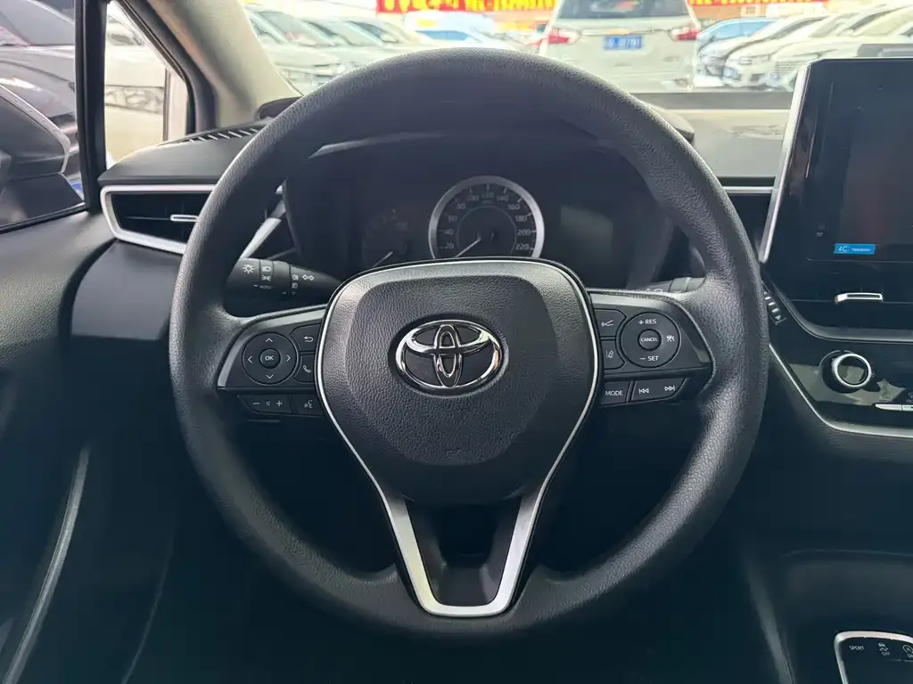 Toyota Corolla 2021 из CN, фото 2