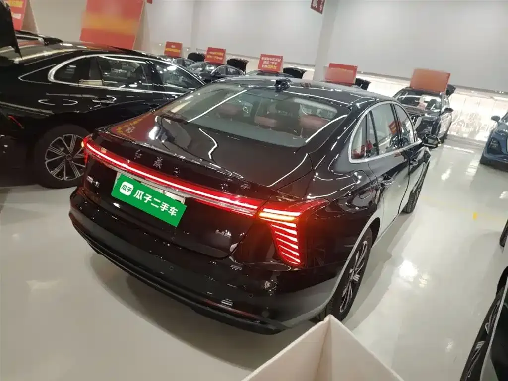 Hongqi H5 PHEV 2025 из CN, фото 10