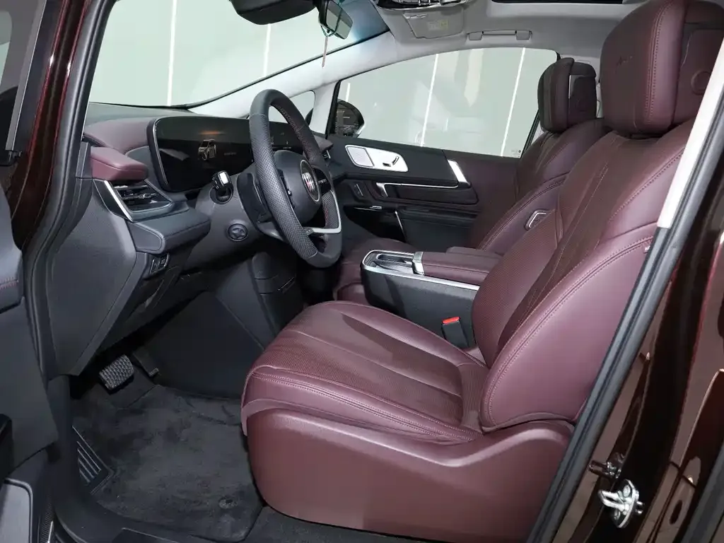 Buick Century 2024 из CN, фото 7