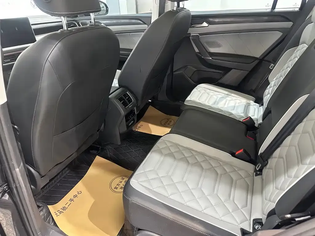 Volkswagen Tayron 2023 из CN, фото 3