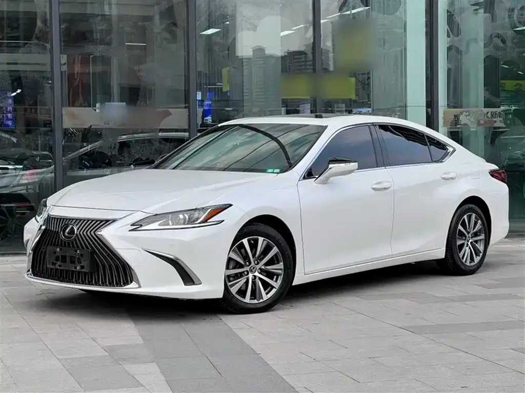 Lexus ES 2021 из CN, фото 6