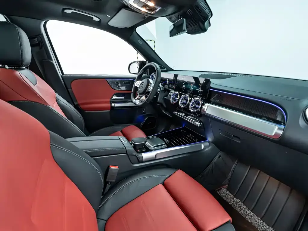 Mercedes-Benz GLB AMG — фото 10