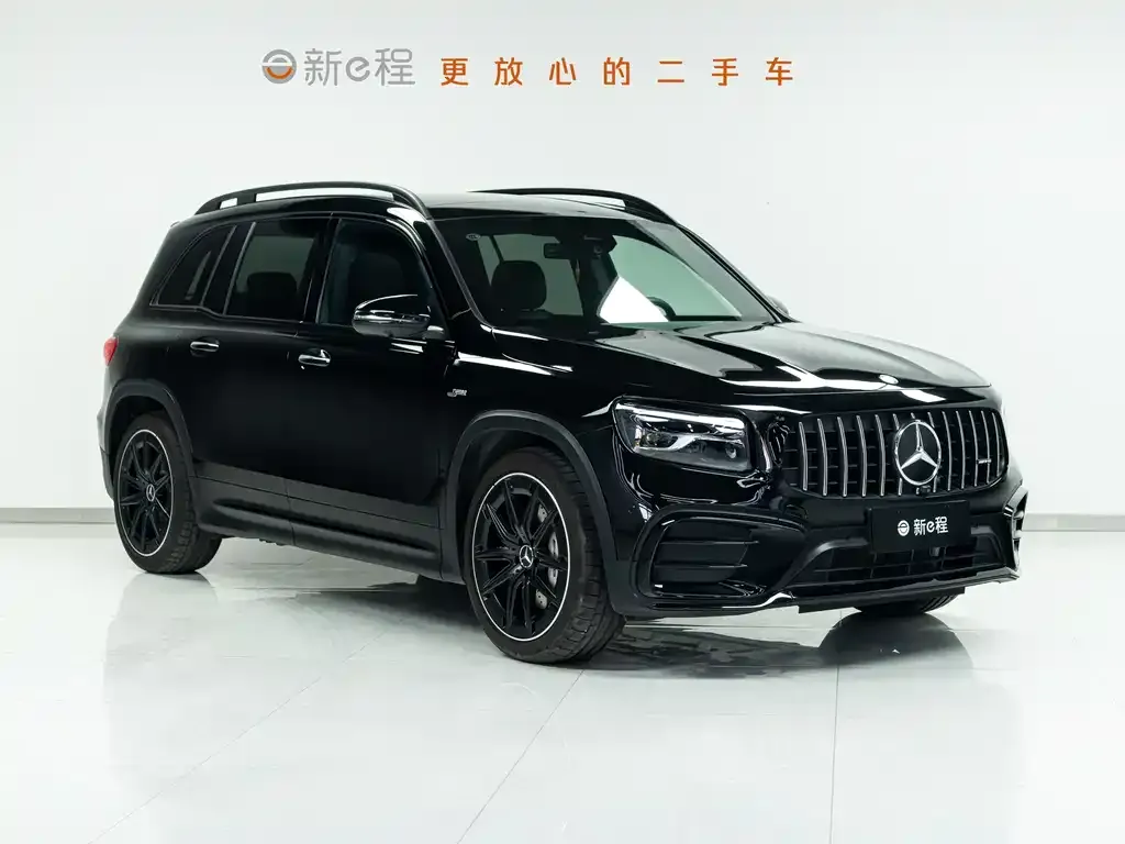 Mercedes-Benz GLB AMG — фото 9