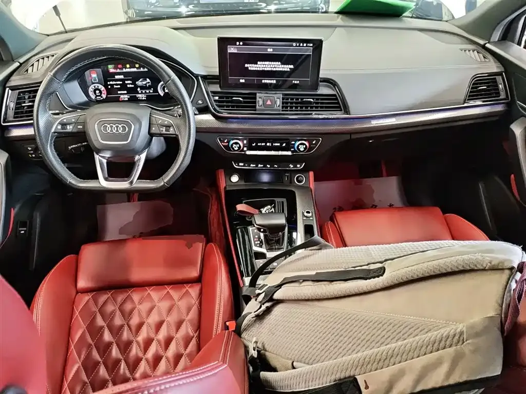 Audi Q5L Sportback 2022 из CN, фото 9