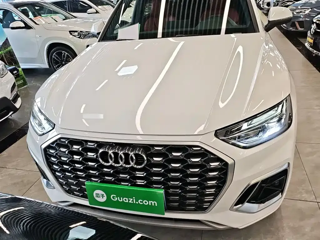 Audi Q5L Sportback 2022 из CN, фото 7