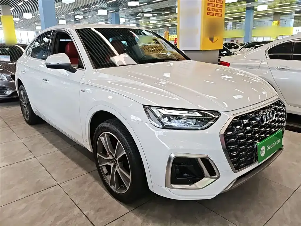 Audi Q5L Sportback 2022 из CN, фото 10