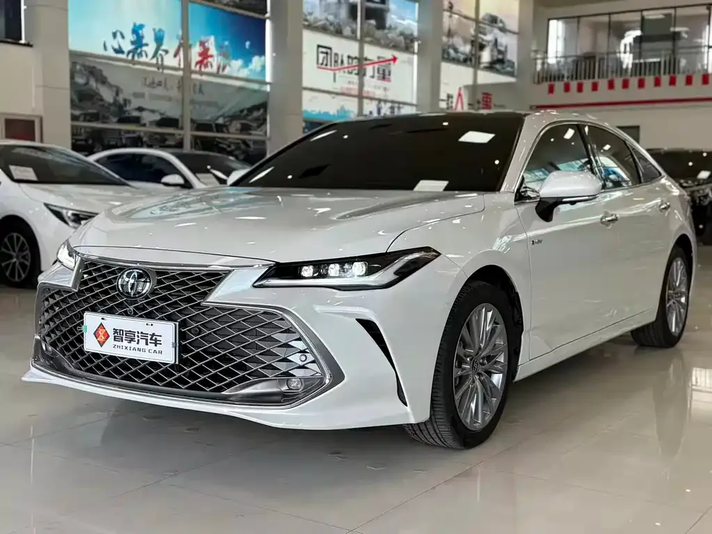Toyota Avalon 2024 из CN, фото 2