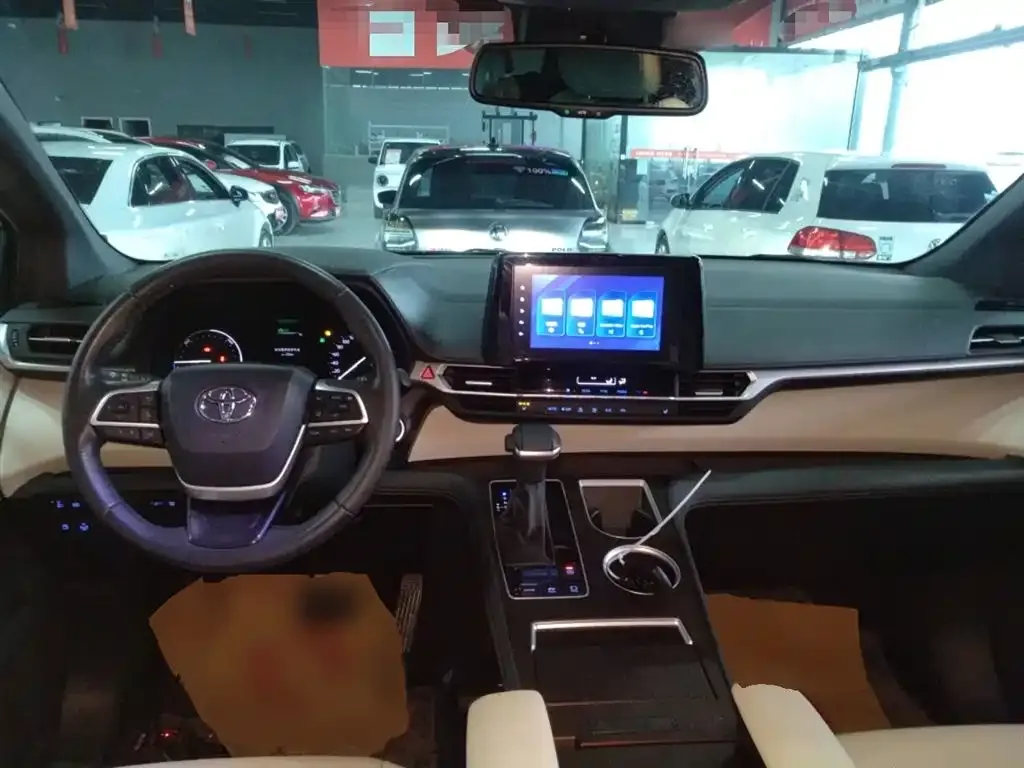 Toyota Sienna 2022 из CN, фото 8