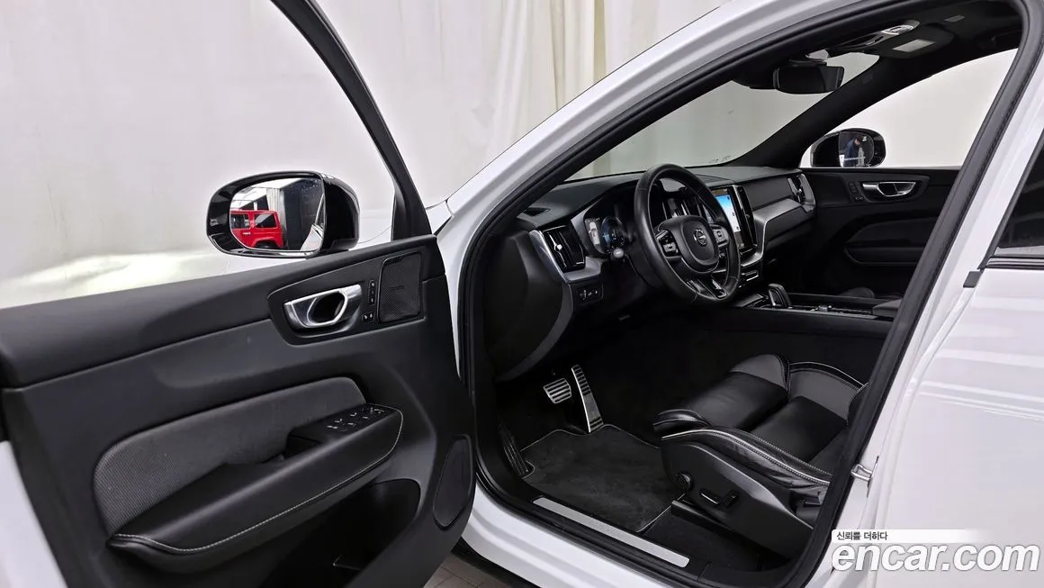 Volvo XC60 2021 из KR, фото 5
