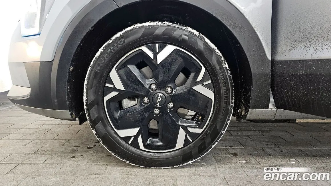 Kia Niro — фото 10