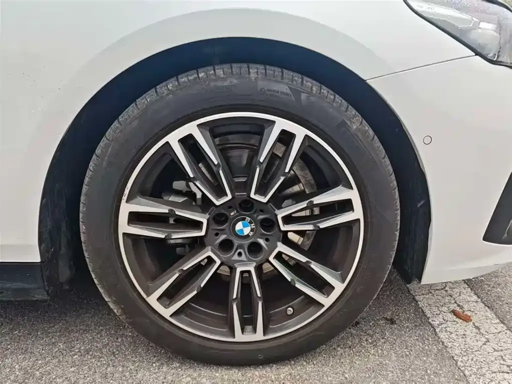 BMW 5 Series (Import) — фото 5