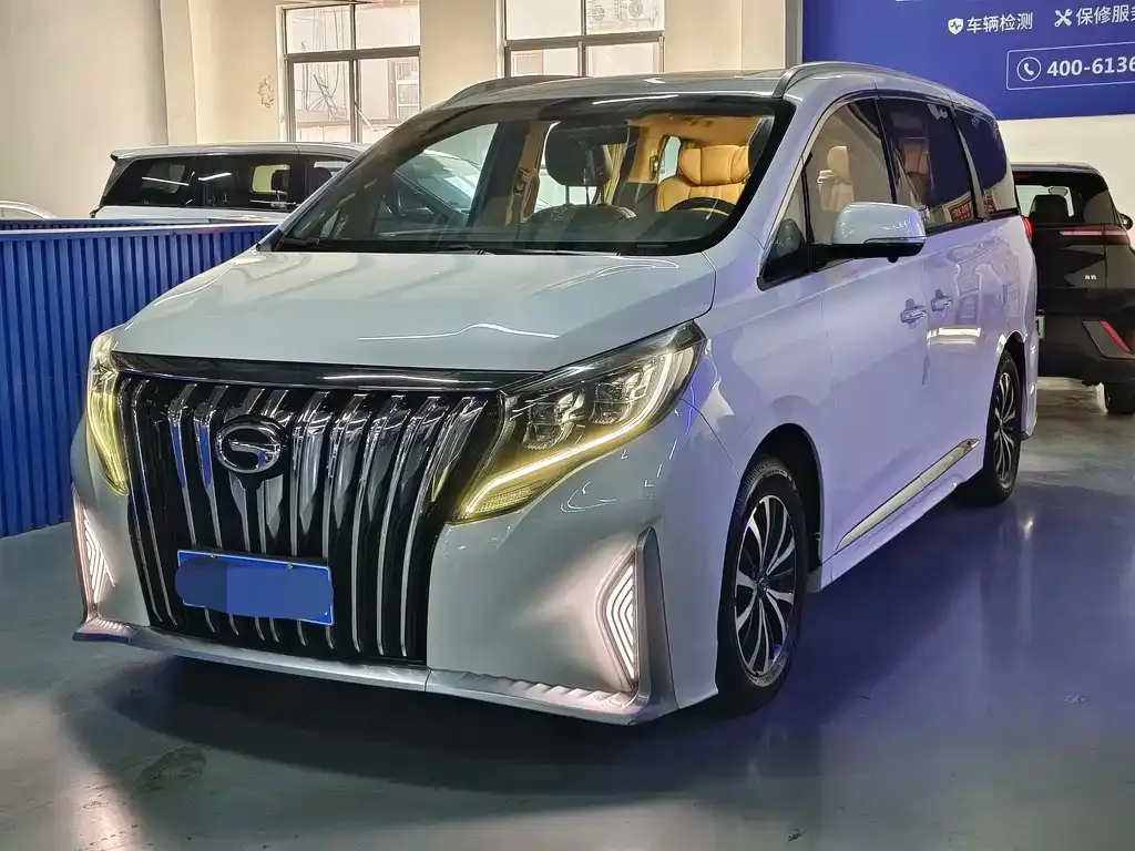 GAC Motor Trumpchi M8 — фото 1