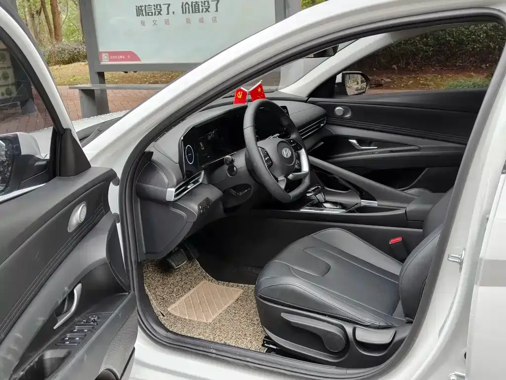 Hyundai Elantra 2026 из CN, фото 3