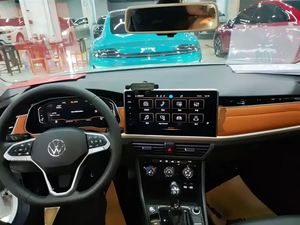 Volkswagen Bora 2023 из CN, фото 3
