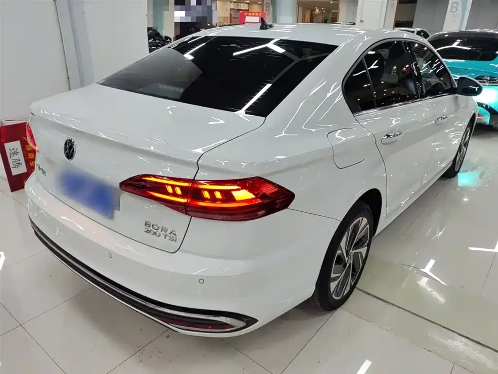 Volkswagen Bora 2023 из CN, фото 5
