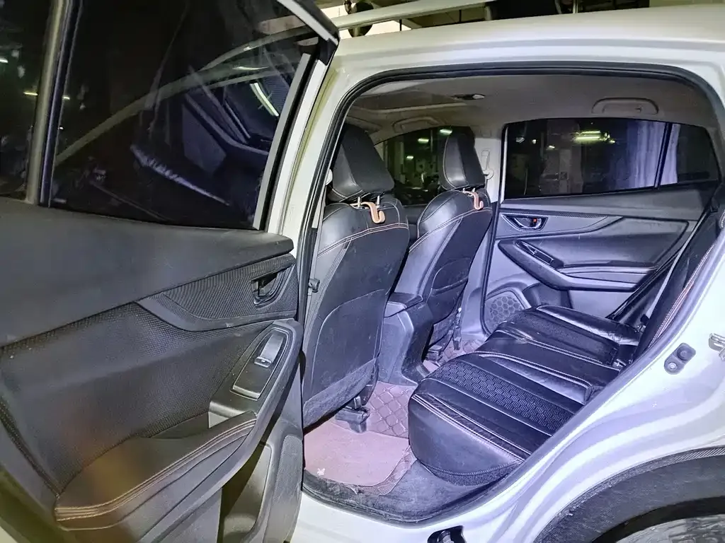 Subaru XV 2021 из CN, фото 4
