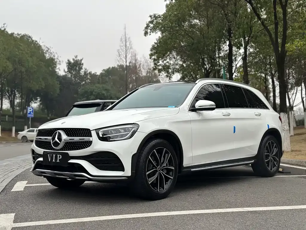 Mercedes-Benz GLC — фото 1