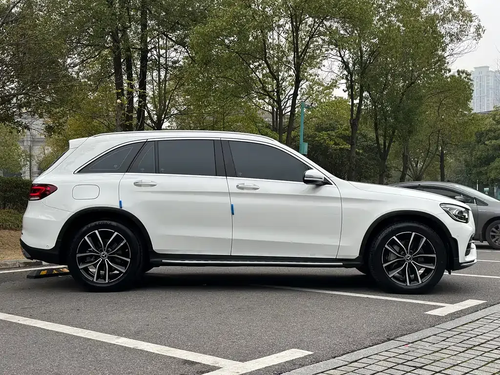 Mercedes-Benz GLC — фото 10