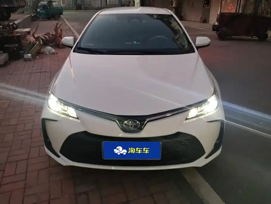 Toyota Corolla 2023 из CN, фото 3