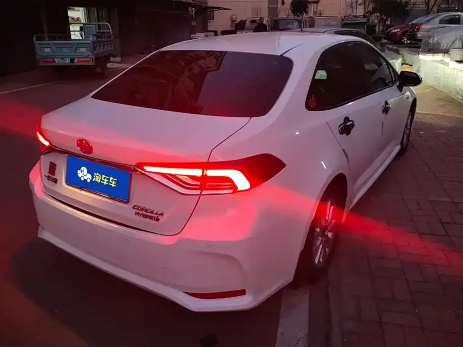 Toyota Corolla 2023 из CN, фото 10