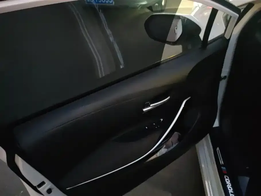 Toyota Corolla 2023 из CN, фото 4