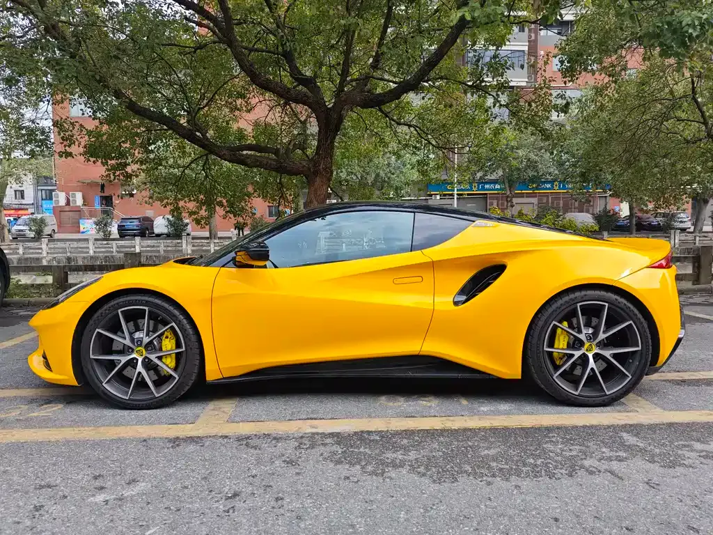 Lotus Emira 2023 из CN, фото 9