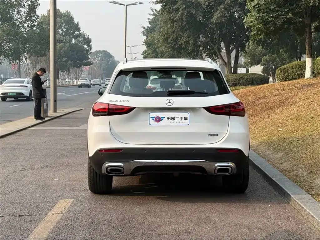 Mercedes-Benz GLA 2023 из CN, фото 10