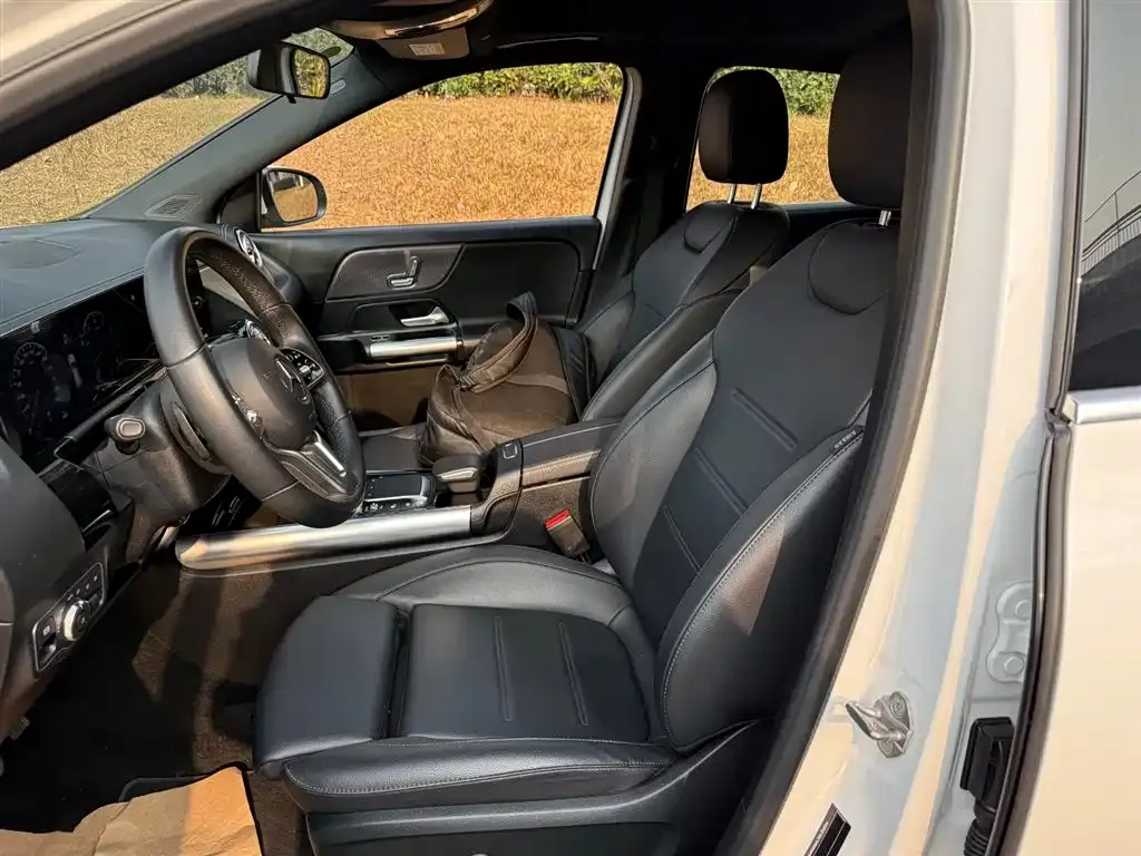 Mercedes-Benz GLA 2023 из CN, фото 3