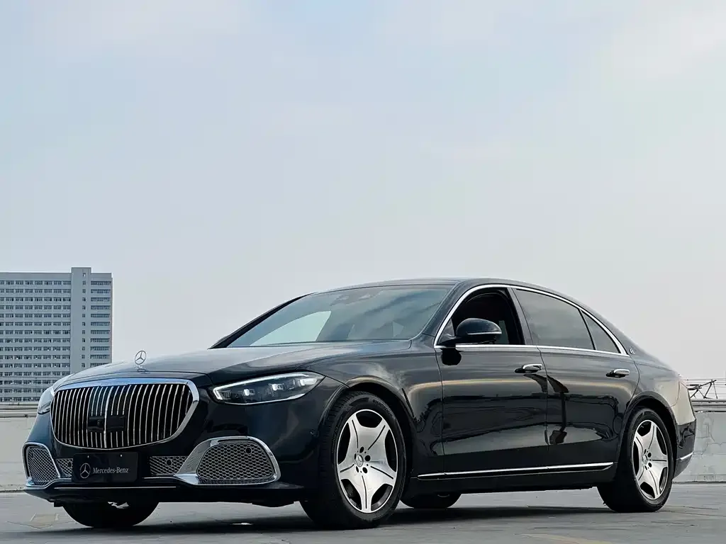 Mercedes-Benz S-Class — фото 1