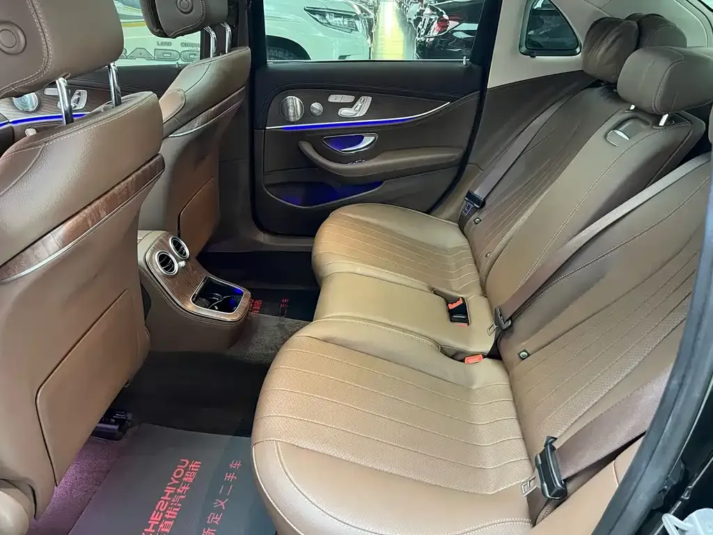 Mercedes-Benz E-Class 2023 из CN, фото 7