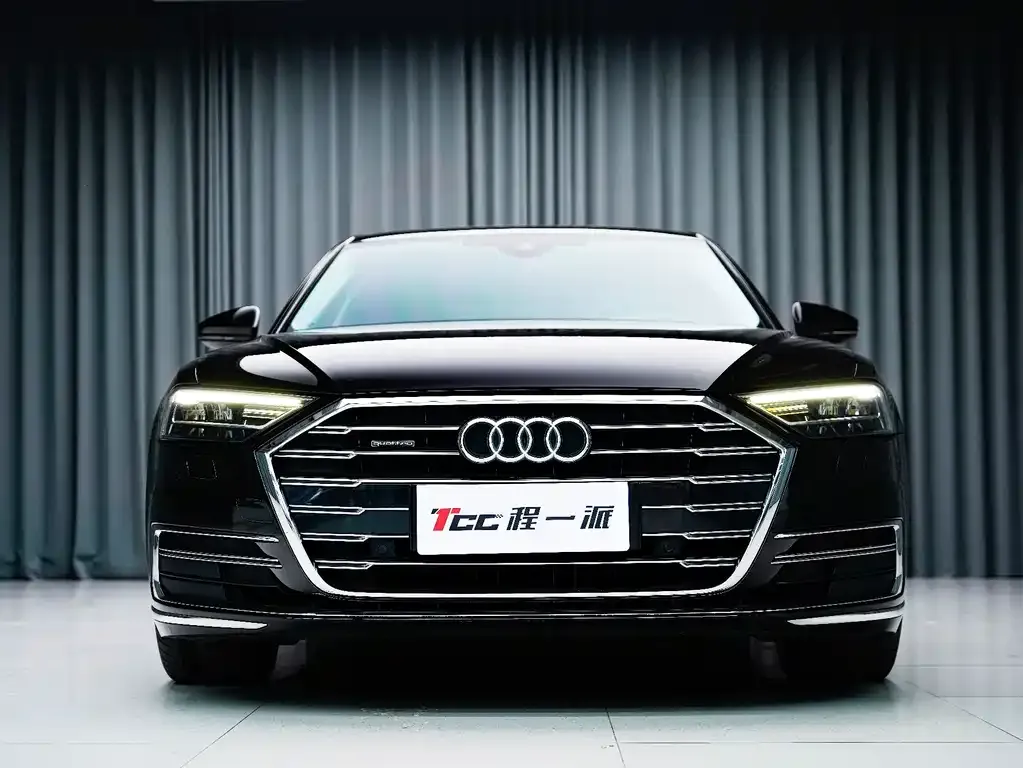 Audi A8 2021 из CN, фото 5