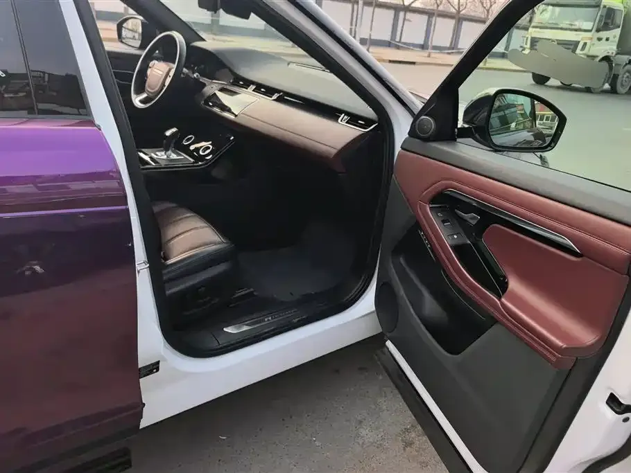 Land Rover Evoque 2021 из CN, фото 4