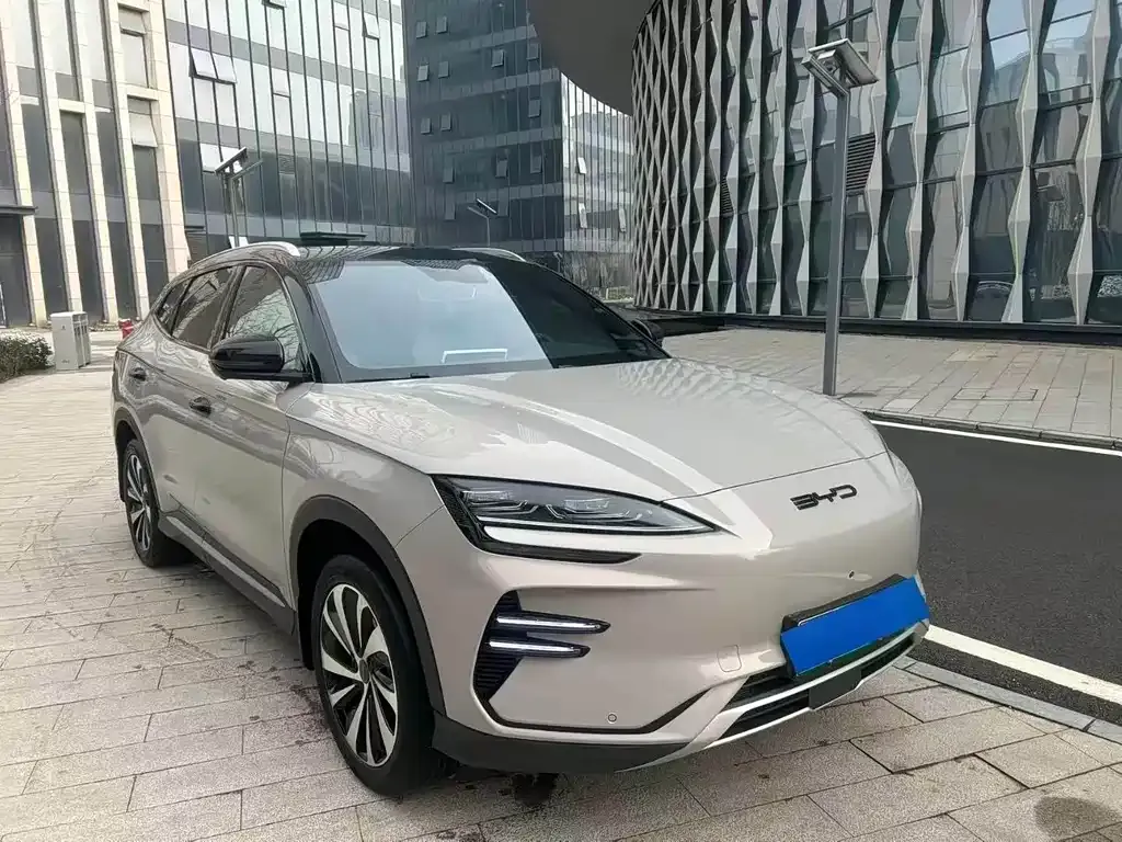 BYD PLUS New Energy — фото 6