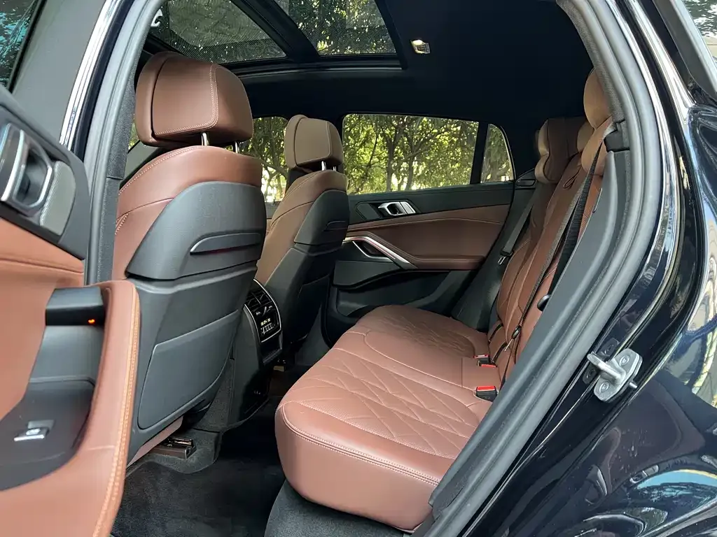 BMW X6 2023 из CN, фото 6