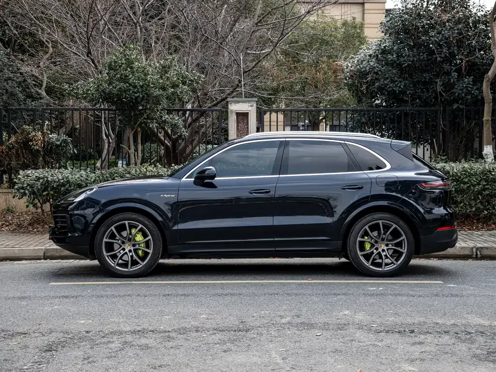Porsche Cayenne Hybrid 2021 из CN, фото 9