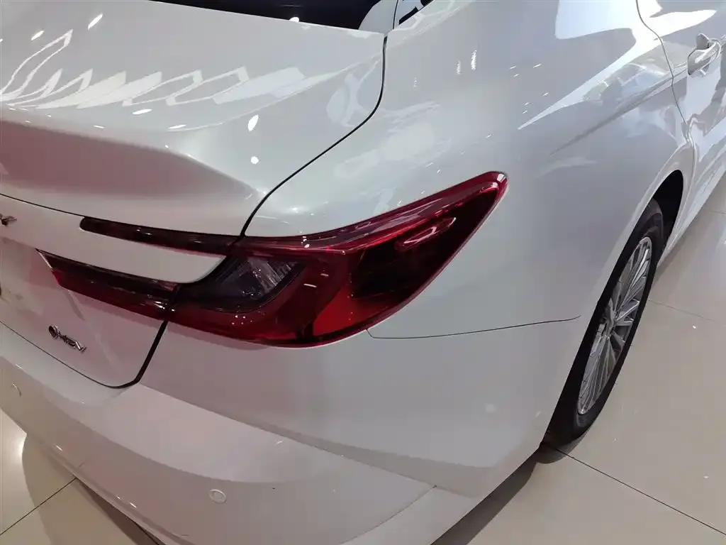 Toyota Camry 2025 из CN, фото 2