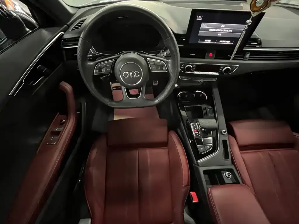 Audi A4L 2024 из CN, фото 3