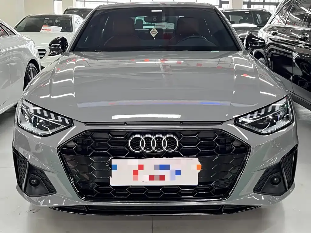 Audi A4L 2024 из CN, фото 4