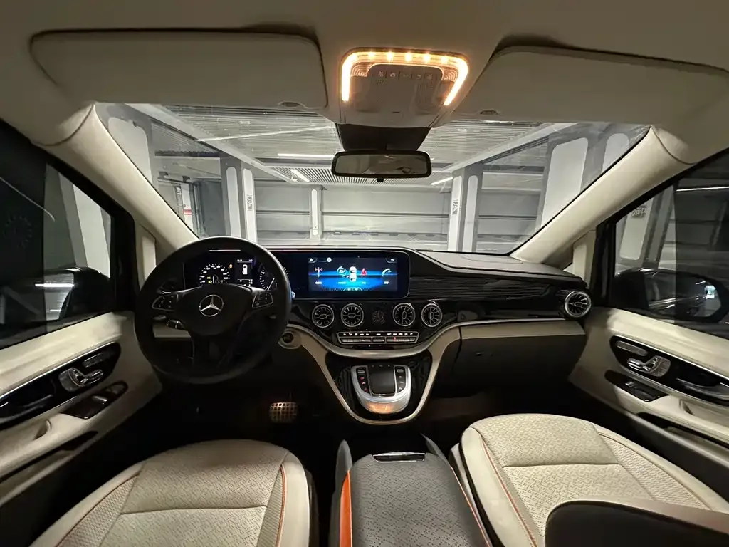 Mercedes-Benz Vito 2023 из CN, фото 8